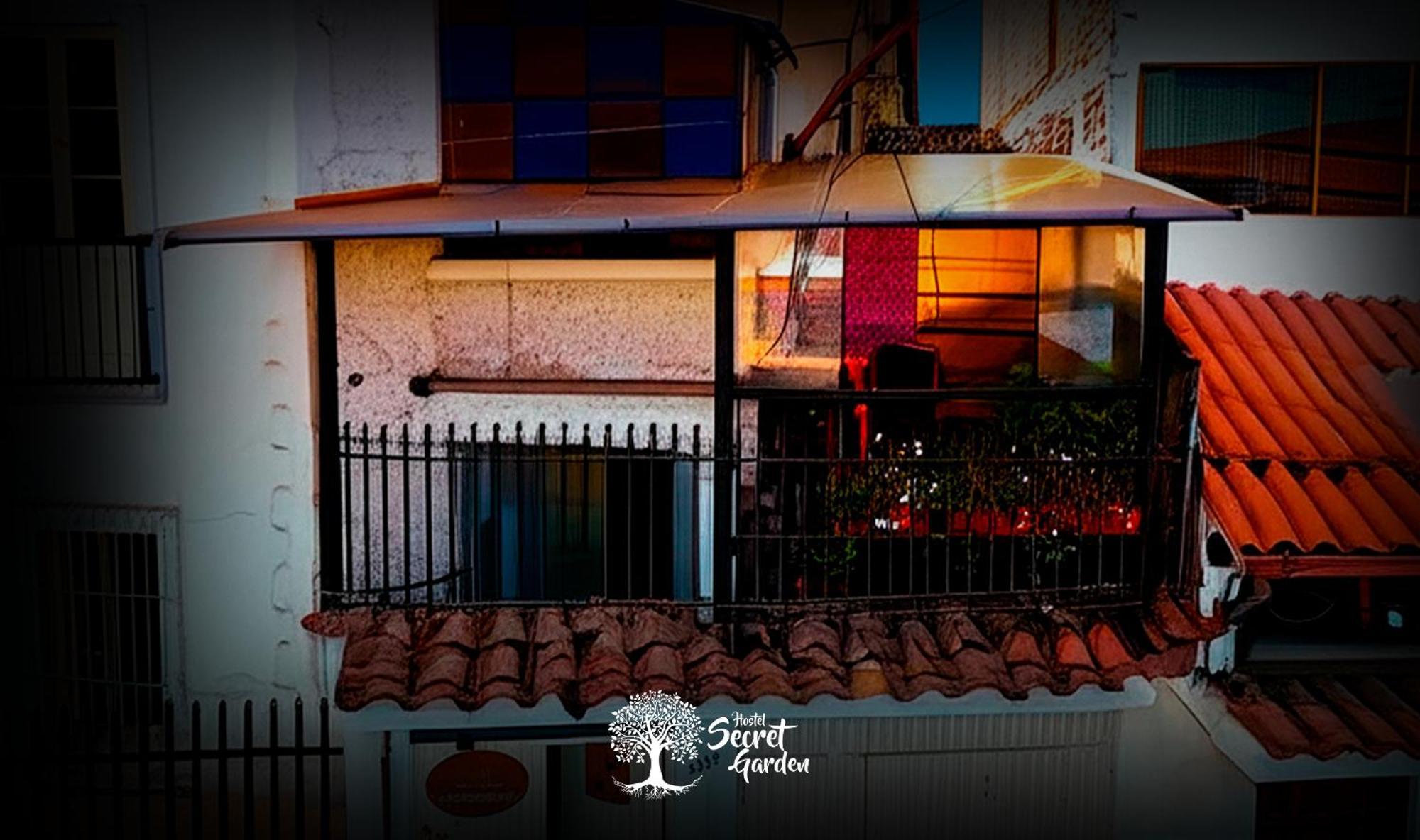 Taytacha House Hostal *